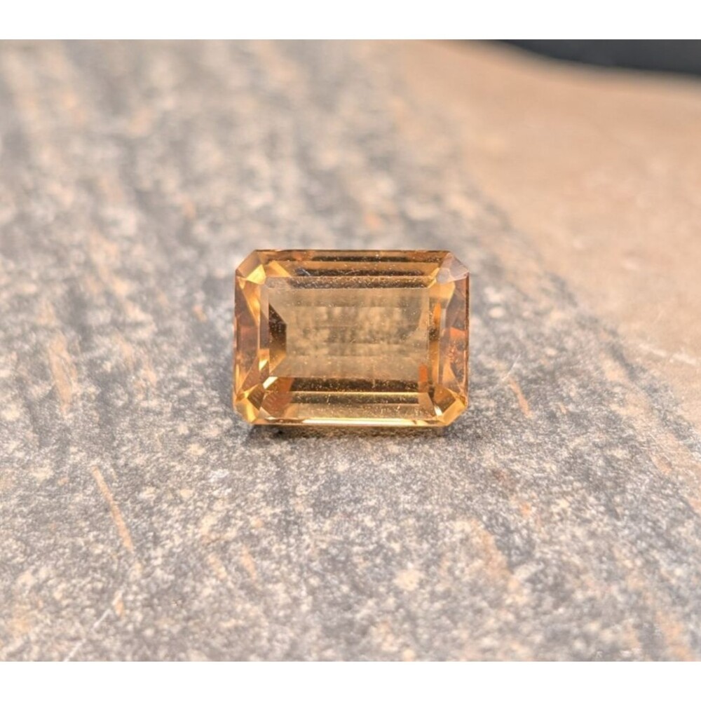 UMM Finds — Loose Faceted Citrine Gem Stone (5.65 ct)